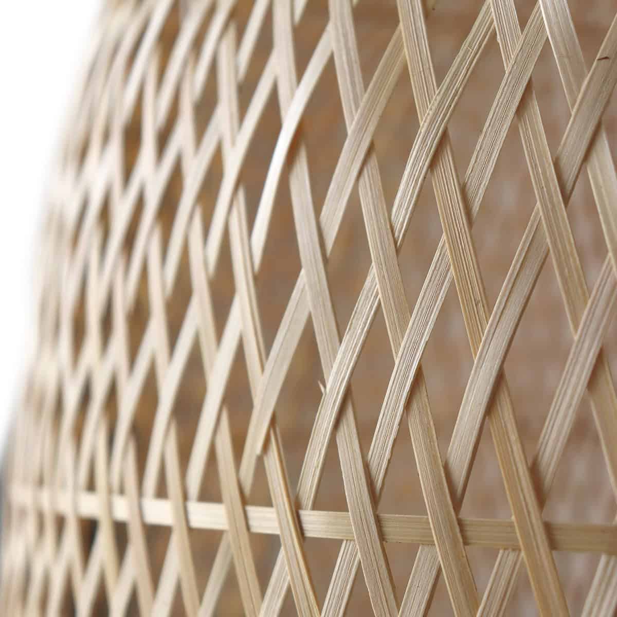 Varillas de mimbre natural para mobiliario y decoración artística.