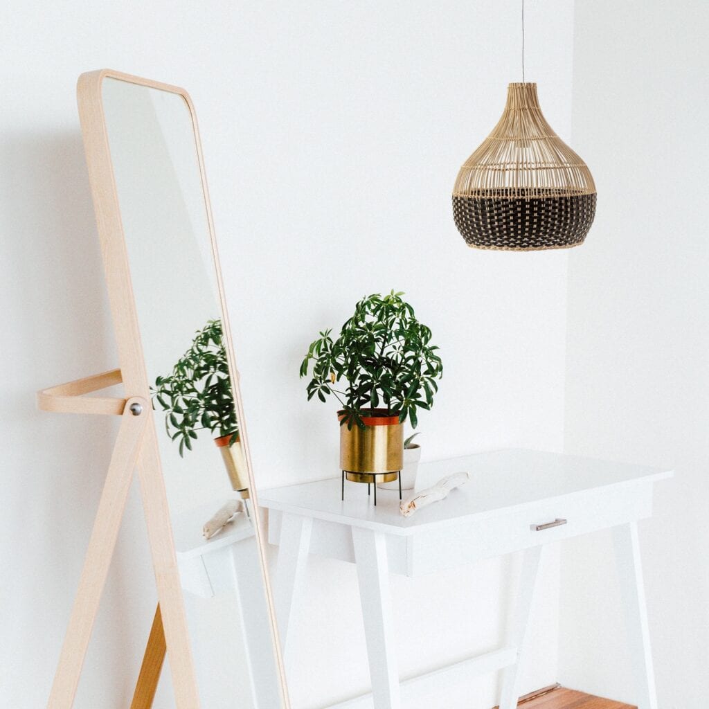 AMBIENTE COLGANTE BANDOS